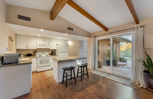 West Sedona Hotel | Lantern Light Inn - Romantic Getaway