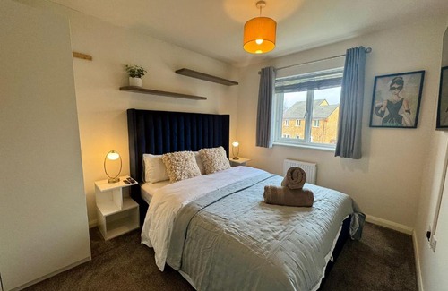 Belle Vue House | Lapford Luxe - Stylish 3Bdr by Etihad and Coop Live