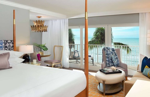 Vanderbilt Beach Resort | LaPlaya Beach & Golf Resort - A Noble House Resort