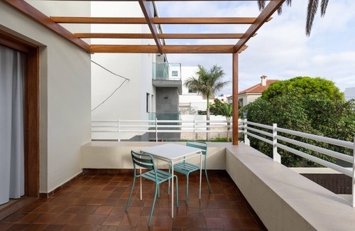 Las Palmas de Gran Canaria House | Large Villa in Ciudad Jardin
