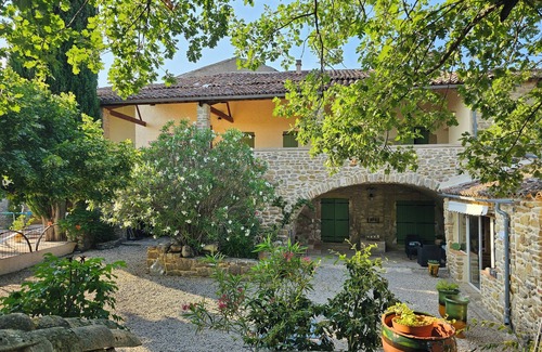 Saint-Sauveur-de-Cruzieres Cottage | Large charming farmhouse in South Ardèche, private pool, to rent as a whole/per room