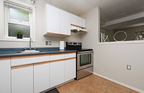 Cordova Bay House | Large 2 bdrm, private, all new modern furniture with access to gorgeous gardens