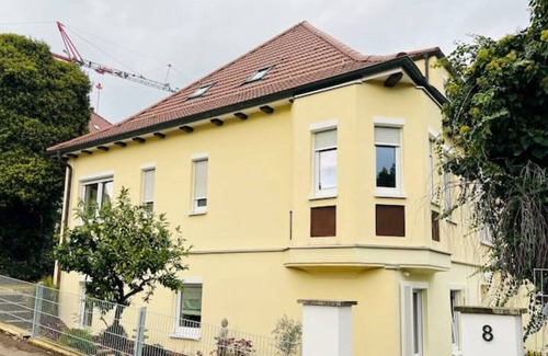 Ebersbach an der Fils Apartment | Large 4 room apartment in a small villa, 110sqm