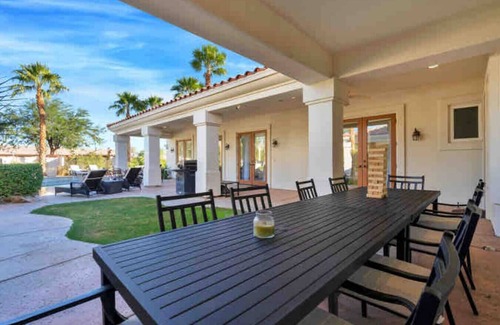 Thousand Palms House | Large Acreage, Pool, Spa, Indoor and Outdoor Games