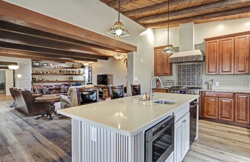 Rio Grande Blvd House | Large and lovely 4/4 adobe home near Old Town. Located on acequia with trails.