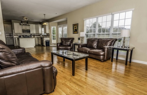 Harrisburg House | Large and Spacious Home with large backyard!*New* Near Nascar, TopGolf, Shopping