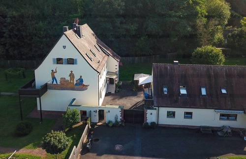 Harrbach Apartment | Large apartment (80 sqm) on the first floor for 6 people