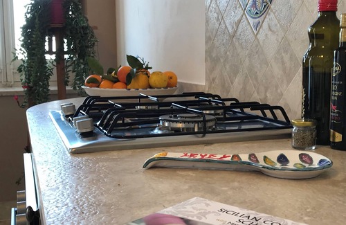 Trapani City Centre Apartment | Large apartment for exclusive use on the sea