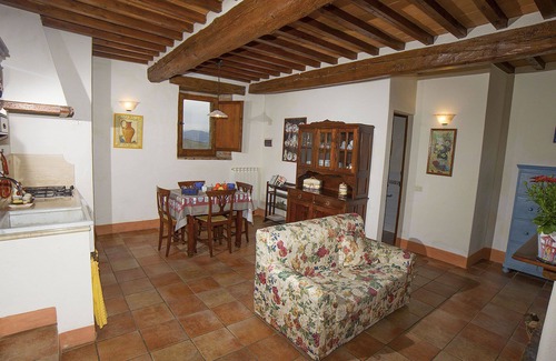 Radicofani Apartment | Large apartment with garden in an old farmhouse with swimming pool