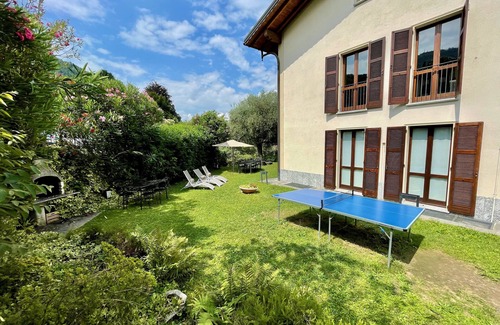 Bellagio Apartment | Large apartment with private garden, next to the lake. Dog welcome