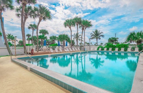 Hutchinson Island South House | Large Beach Condo! Amazing Ocean Views! Hutchinson Island, Jensen Beach, FL