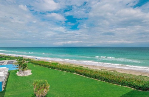 Hutchinson Island South House | Large Beach Condo! Amazing Ocean Views! Hutchinson Island, Jensen Beach, FL