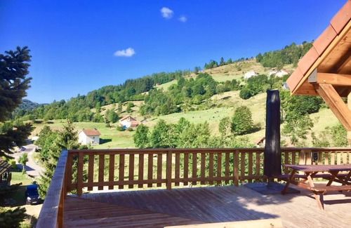 La Bresse Ski Chalet | Large chalet with 20 beds in La Bresse – Ideal for families, groups, or ski.