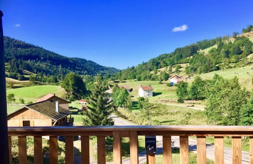 La Bresse Ski Chalet | Large chalet with 20 beds in La Bresse – Ideal for families, groups, or ski.