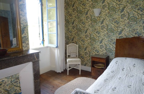 Saint-Pe-Saint-Simon Other | Large Characterful Farmhouse set in the beautiful tranquil French countryside