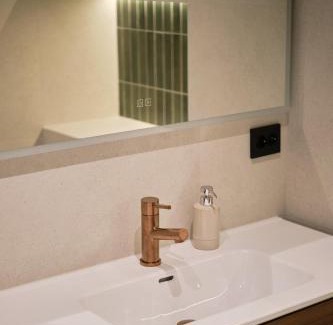 Alesund Apartment | Large city apartment with sea view and parking