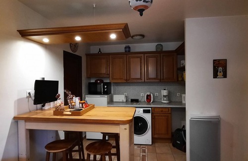La Figarasse Villa | Large comfortable villa 5 minutes from the beach garden terraces pets allowed