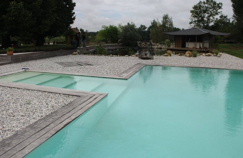 Tabanac House | Large country cottage with swimming pool MAISON PORT VALADE