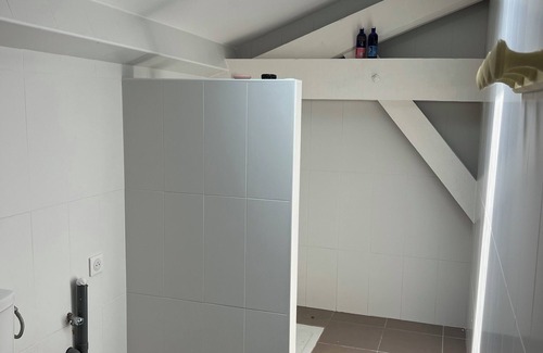 Ascain Apartment | Large duplex apartment, in the heart of the village, mountain views, 15 minutes from the beach