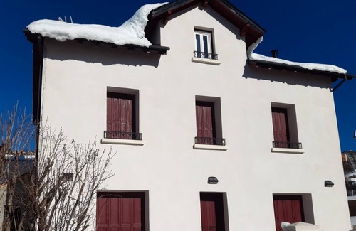Font-Romeu-Odeillo-Via House | Large family house sleeping 16 in the mountains