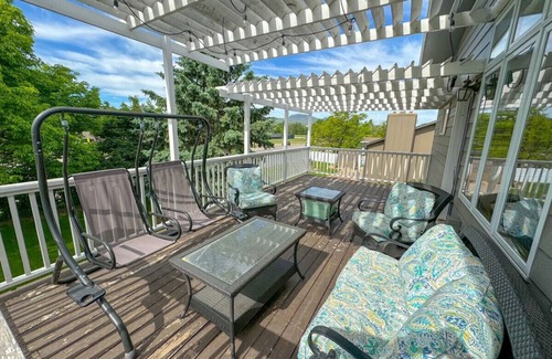 Spearfish House | Large Family Home with Great Location (BHSU, SHS)!