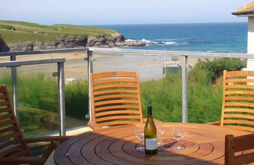 Treyarnon House | Large Family House Right By The Beach on Treyarnon Bay
