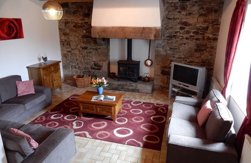 Lanrivain Other | Large farmhouse with pool & games room. PERFECT FOR FAMILIES. Central location
