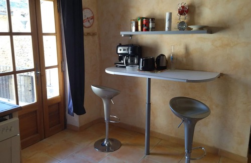 Saint-Laurent-des-Arbres House | Large, quiet village house, near Avignon, sleeps 8-10