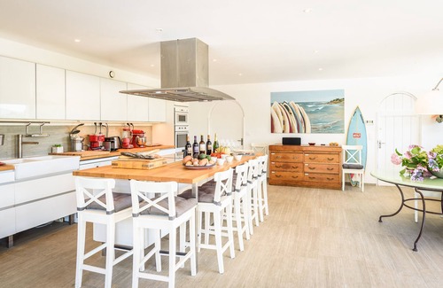 Urrugne Villa | Large, friendly and comfortable house with exceptional views and large pool