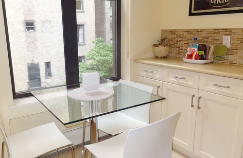 Upper West Side Apartment | Large Furnished Luxury 1 BR Apt w Washer/Dryer in UWS One Block to Central Park
