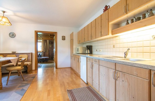 Silz Apartment | Large holiday apartment with pool in Silz