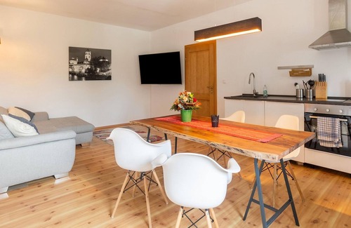 Loipersdorf bei Fuerstenfeld Apartment | Large holiday apartment in Bad Loipersdorf / Styria near the thermal baths