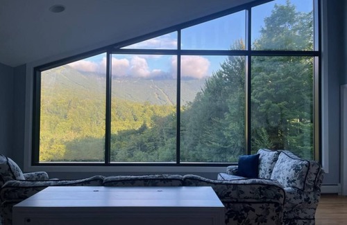 Stowe Area Ski Chalet | Large Home with Hot Tub - Direct Views of Stowe Ski Resort