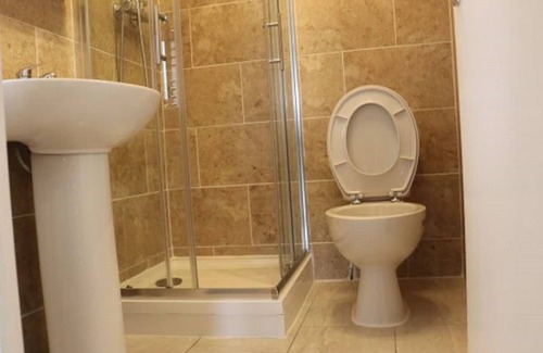 The Westside House | LARGE House in Birmingham City Centre