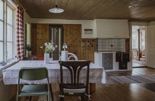 Skillingaryd Cabin | Large house in the forest, close to Isaberg and High Chaparall.
