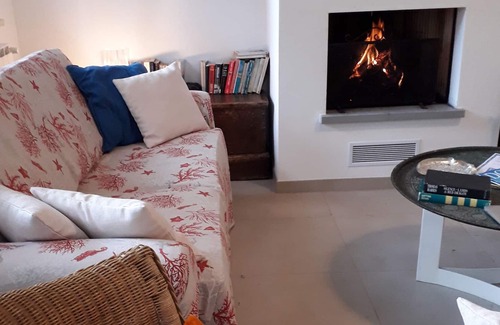 Roccamare House | Large house in the Pinewood with garden for families or groups of friends.