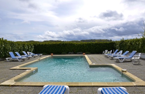 Ruffiac House | Large House of character in the heart of Aquitaine, large swimming pool, park.
