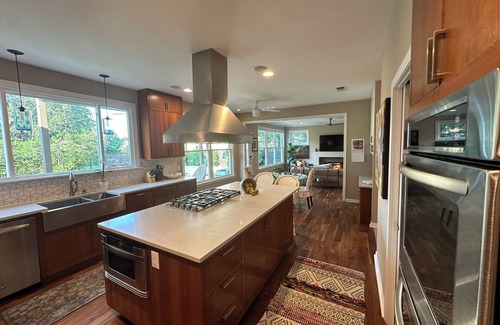 East Oak Hill House | Large House with Stunning Pool on Austin Greenbelt Preserve
