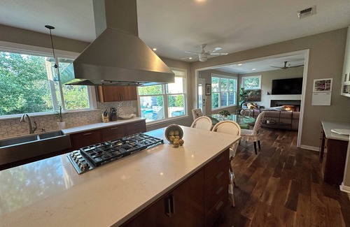 East Oak Hill House | Large House with Stunning Pool on Austin Greenbelt Preserve