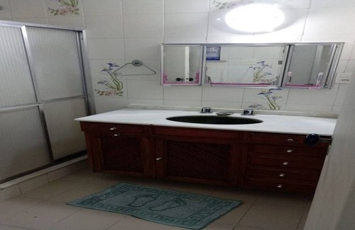 Zona Sul Apartment | Large Humaitá apartment