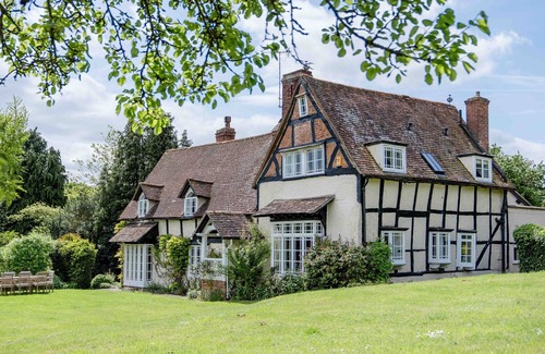 Evesham House | Large Listed Riverside Jacobean House