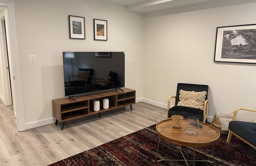 Columbia Heights House | Large, luxurious, modern townhouse located in central DC!