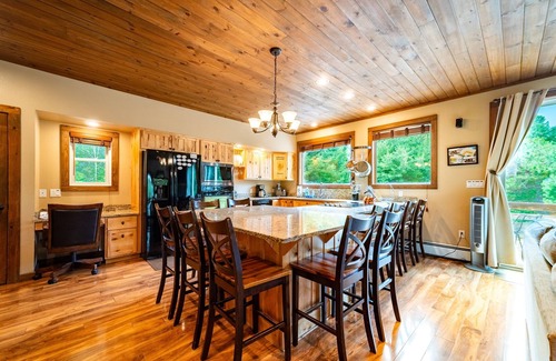 Wilmington House | Large Luxury Home, Close to Whiteface, Lake Placid