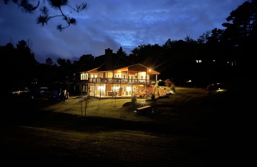 Asheville House | Large Modern Farmhouse on 3 acres 7 minutes from downtown