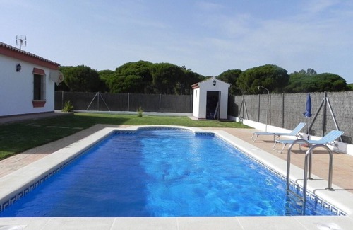 Conil de la Frontera House | Large pool, landscaped garden, perfect for family holidays, free Wi-Fi - Casa Miguelina -