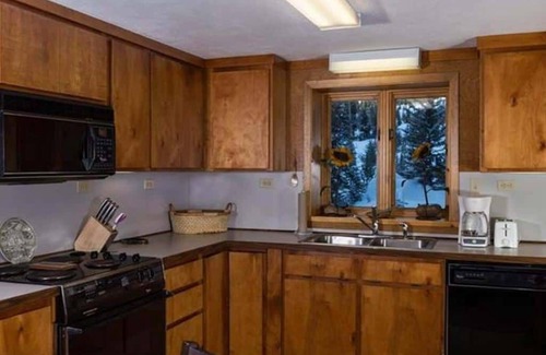 Silver Gate House | Large Private house, removed from other cabins. Situated in the town of Silver Gate, Montana