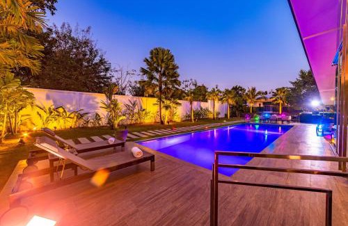 Hua Hin Villa | Large Private Pool Villa with 7 Bedrooms 7B