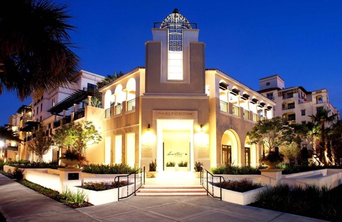 Winter Park Hotel | Large Room Award Winning Hotel w/Rooftop Pool - Close to Parks & Rollins College
