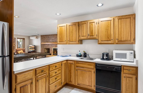 Green Lake House | Large, spacious lakefront home with room for all!