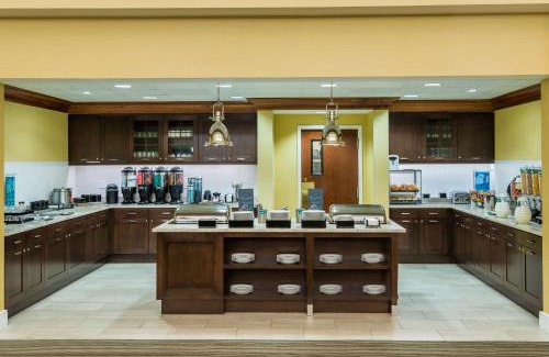 Maryland Heights Hotel | Larkspur Landing Extended Stay Suites St Louis Riverport